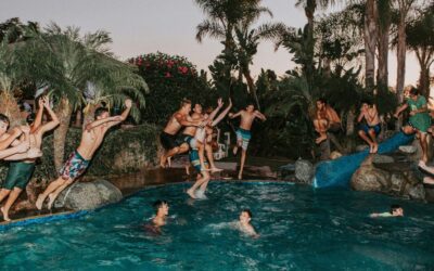 9 consejos para organizar un cumpleaños infantil en la piscina